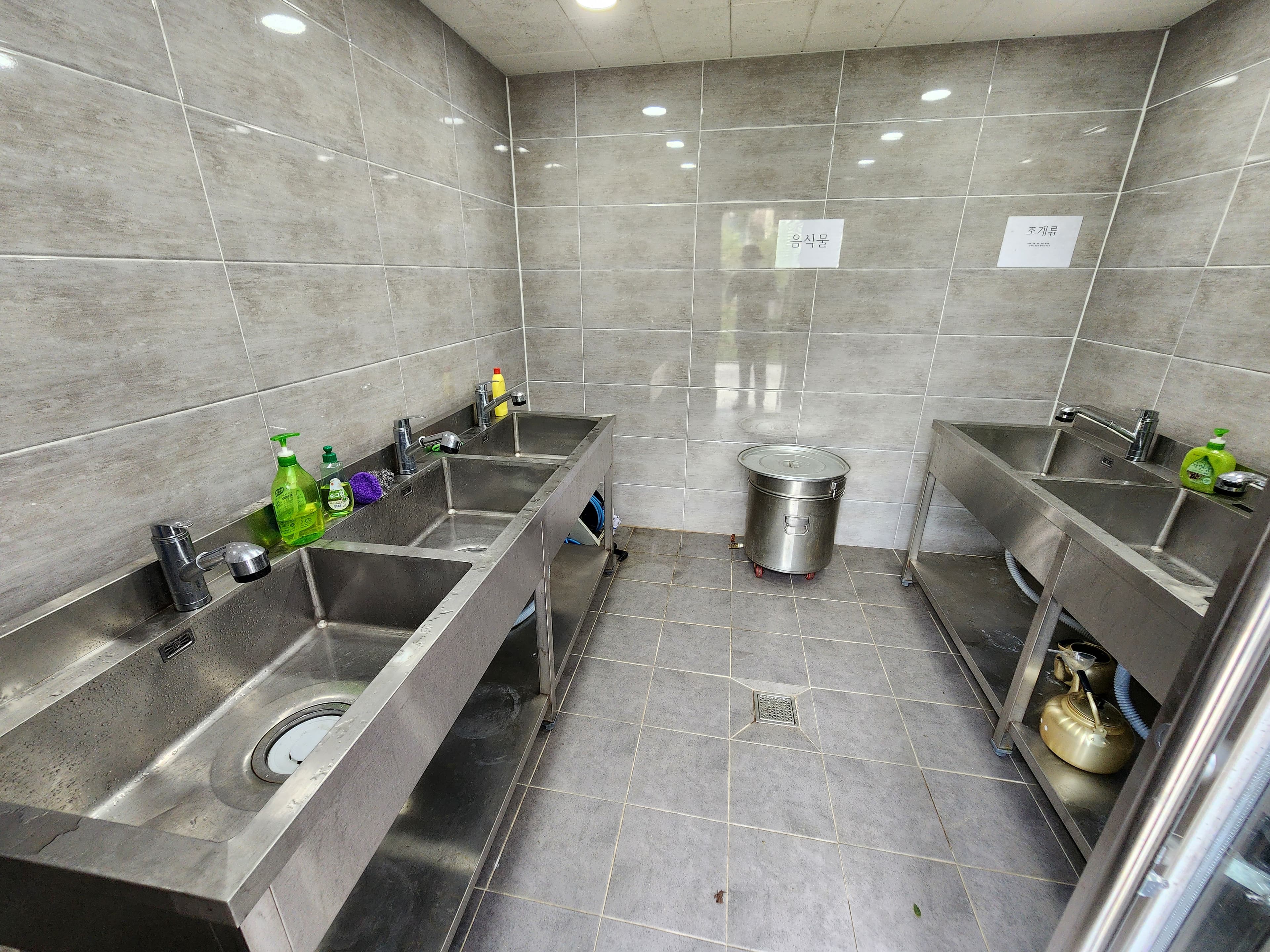 잣숲캠핑장 이미지 3