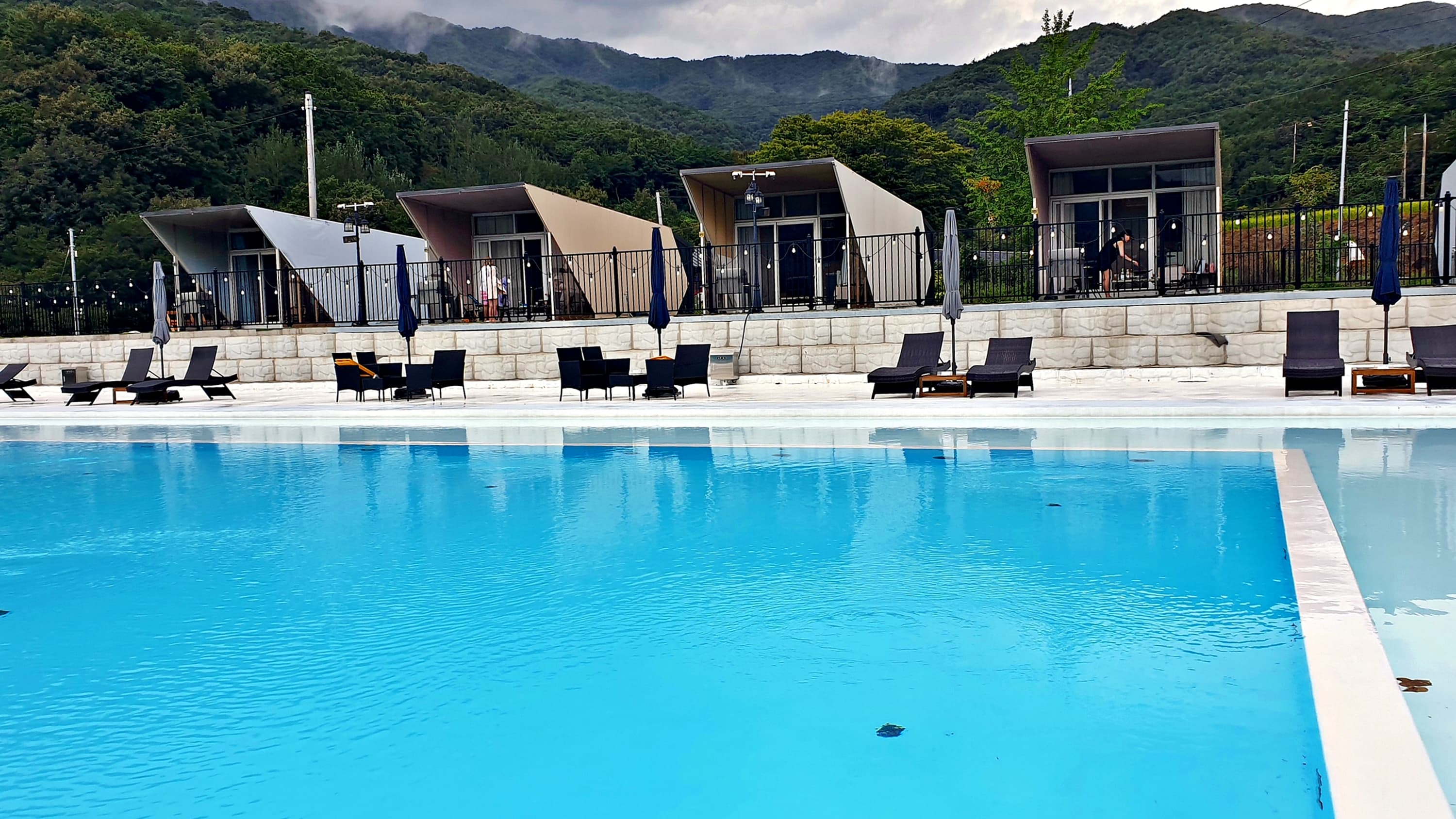 히어위고 글램핑&바베큐