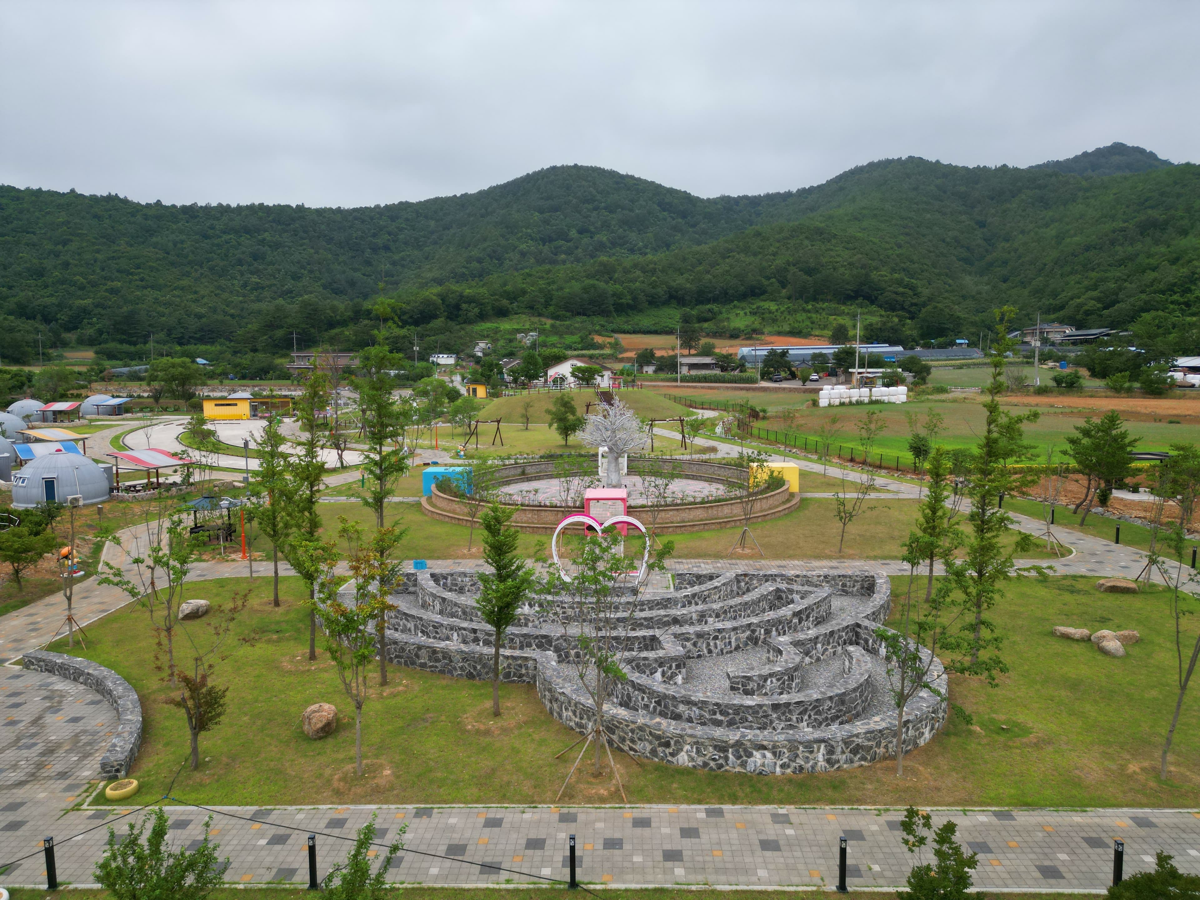 미로나라정원 글램핑장 이미지 2