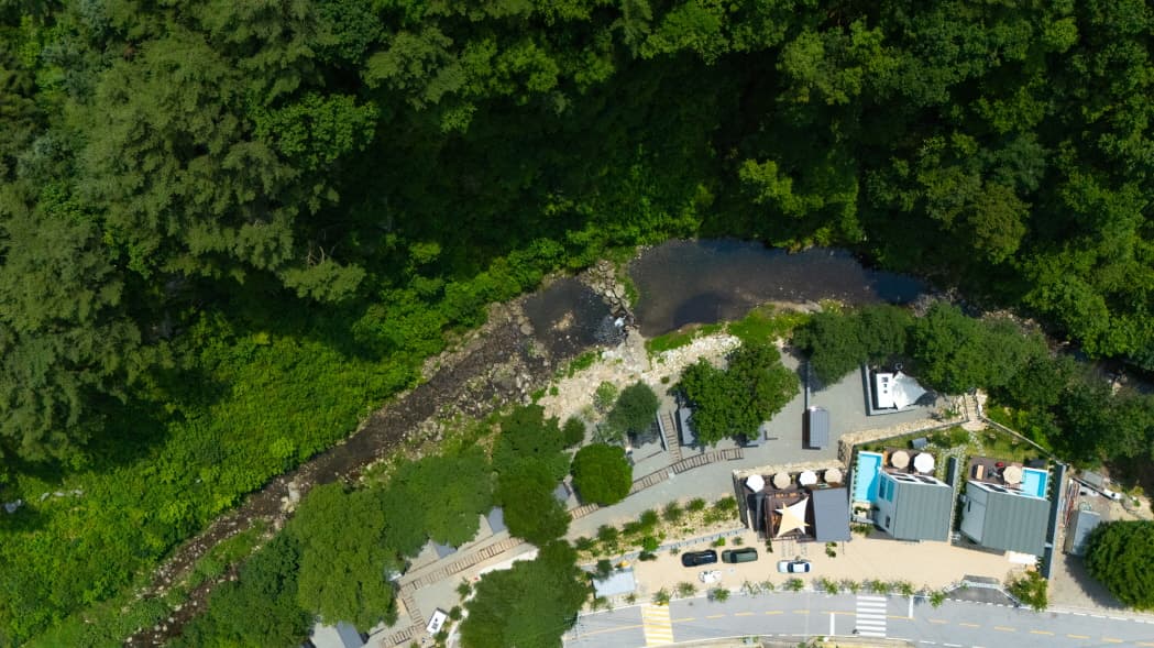 스테이지 캠핑앤풀빌라 이미지 2