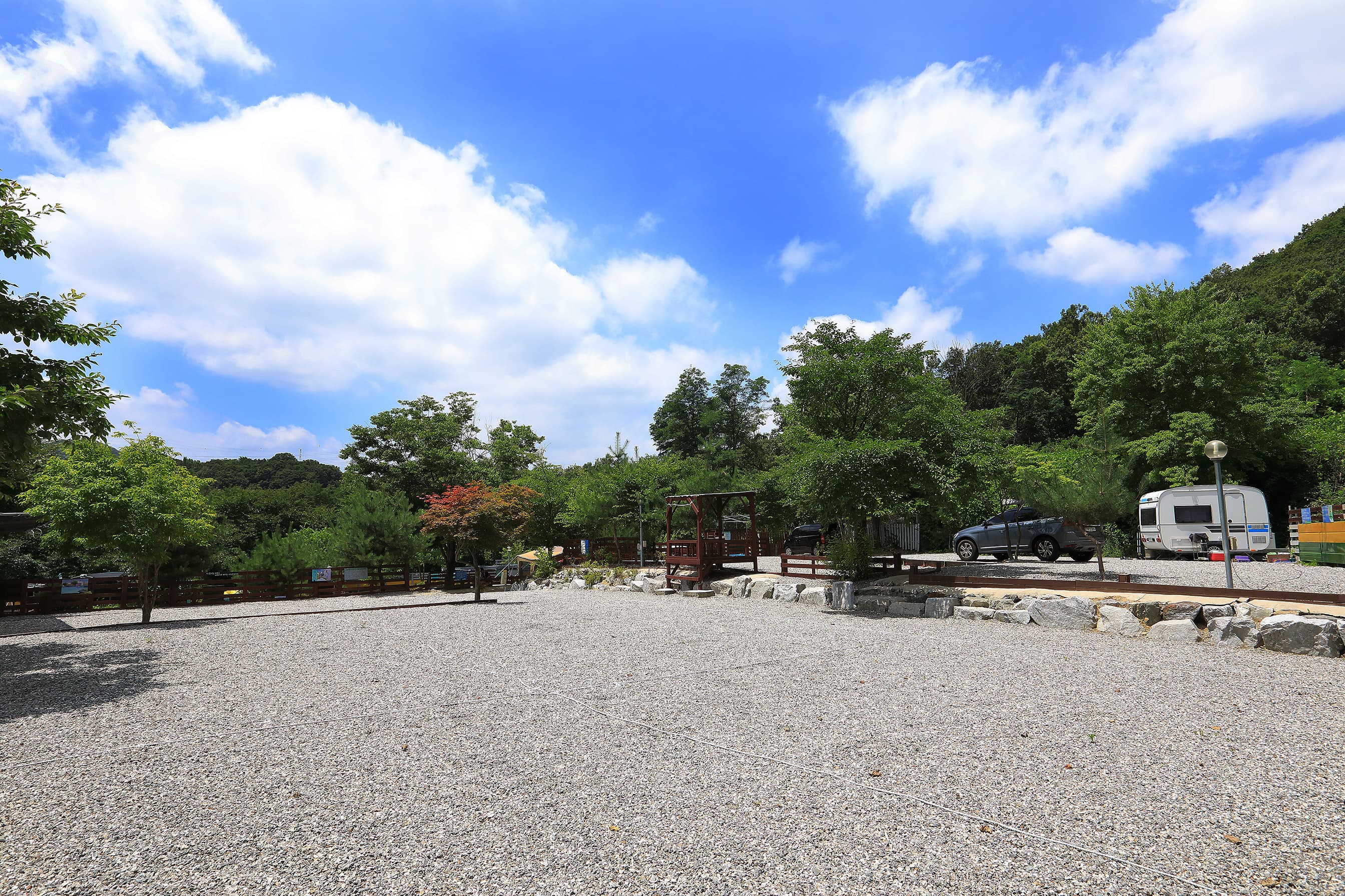 초원오토캠핑장 이미지 2