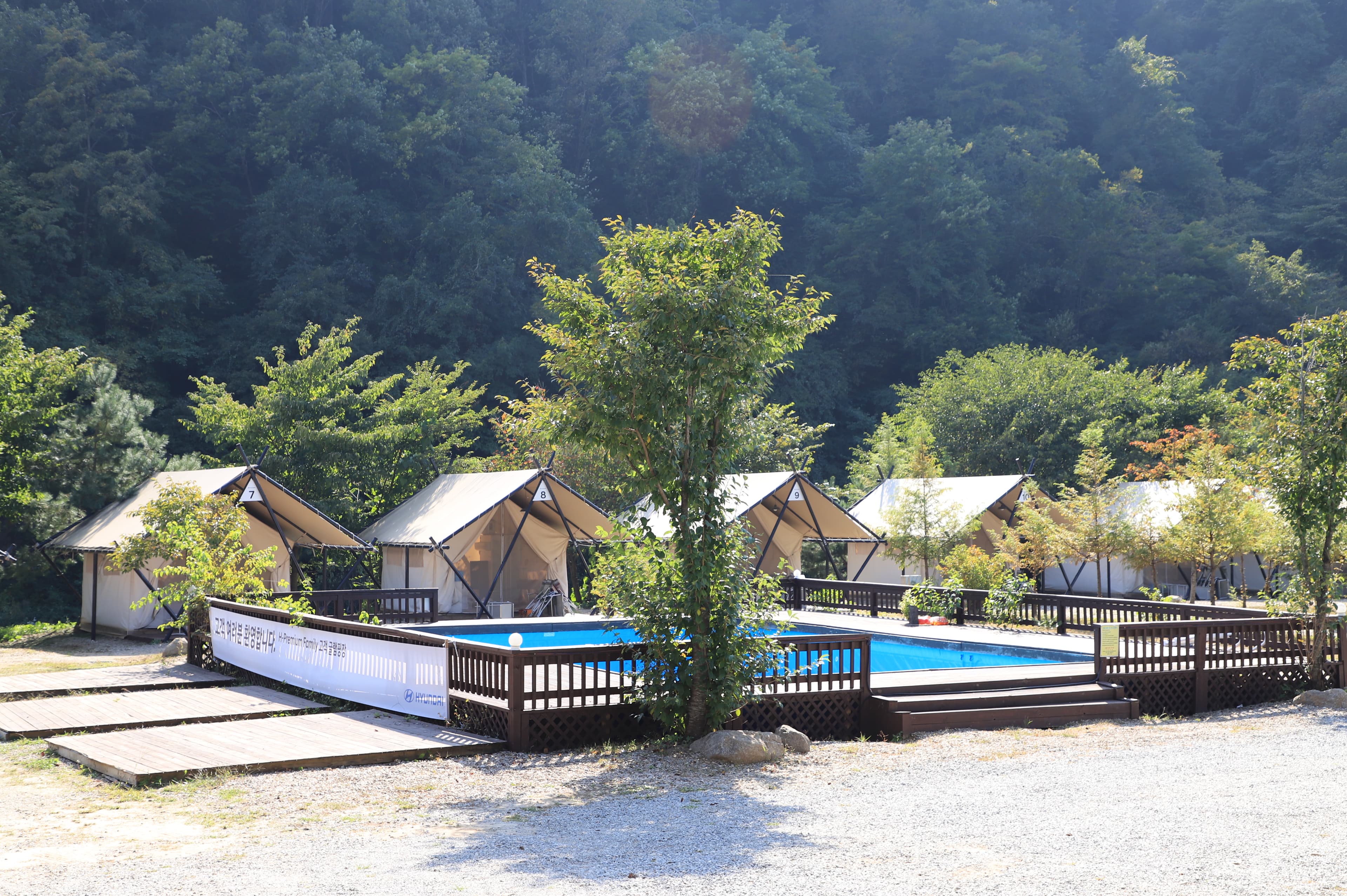 가온휴양빌리지 계곡 글램핑 카라반 캠핑 이미지 2