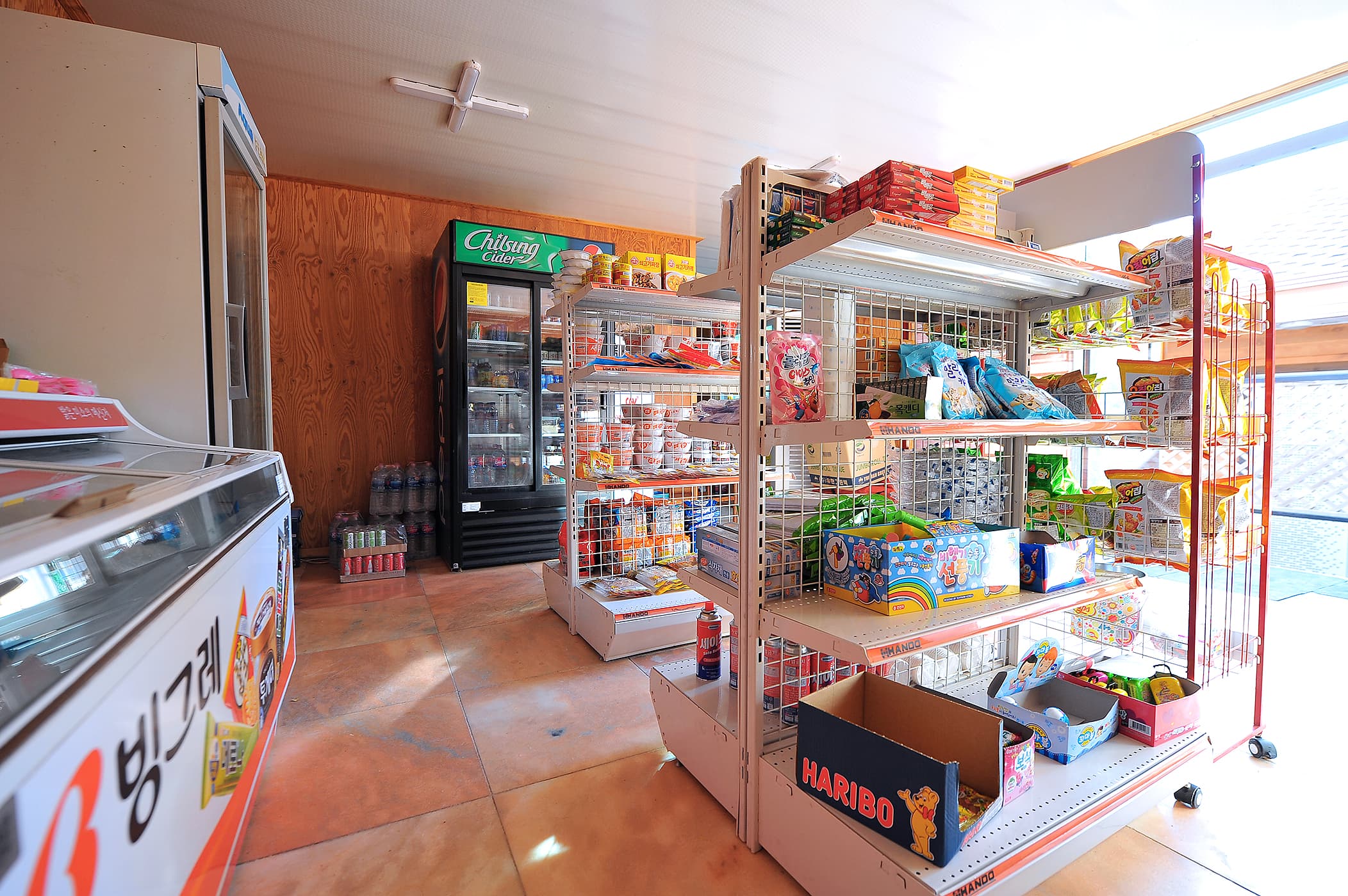 흙내음 글램핑 이미지 2