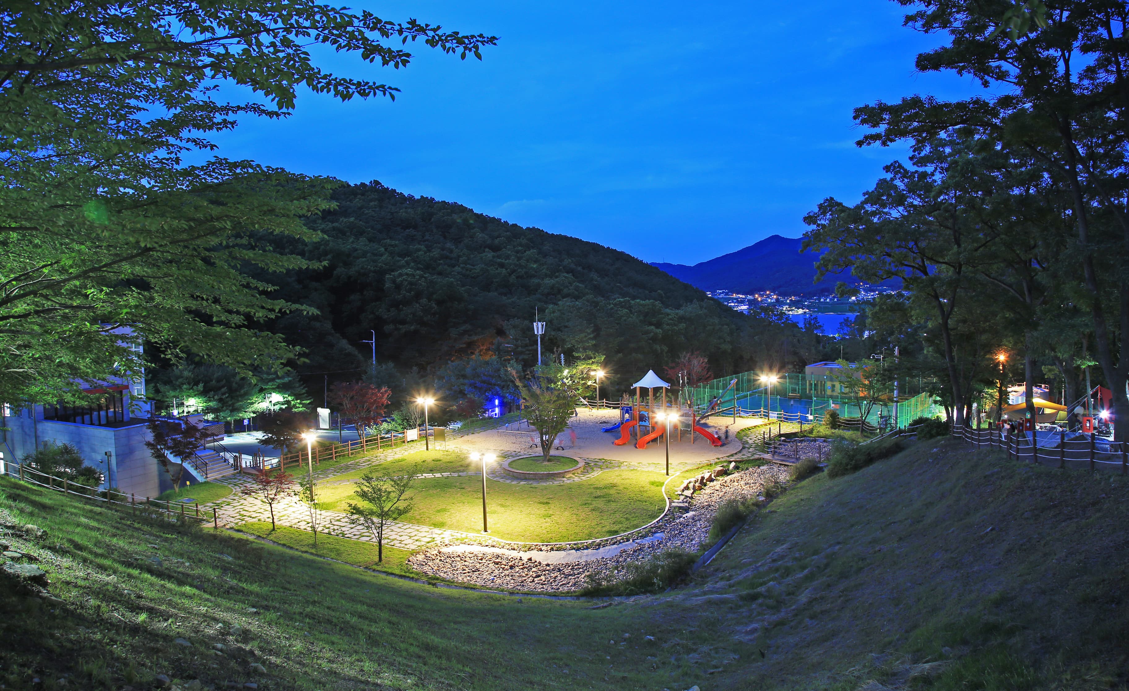 덕산국민여가캠핑장 이미지 2