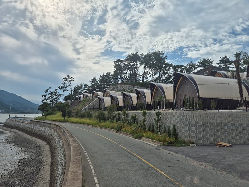 블루모어 글램핑 리조트 이미지 2